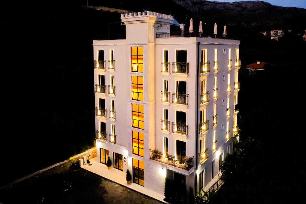 HOTEL PLAŽA LUČICE